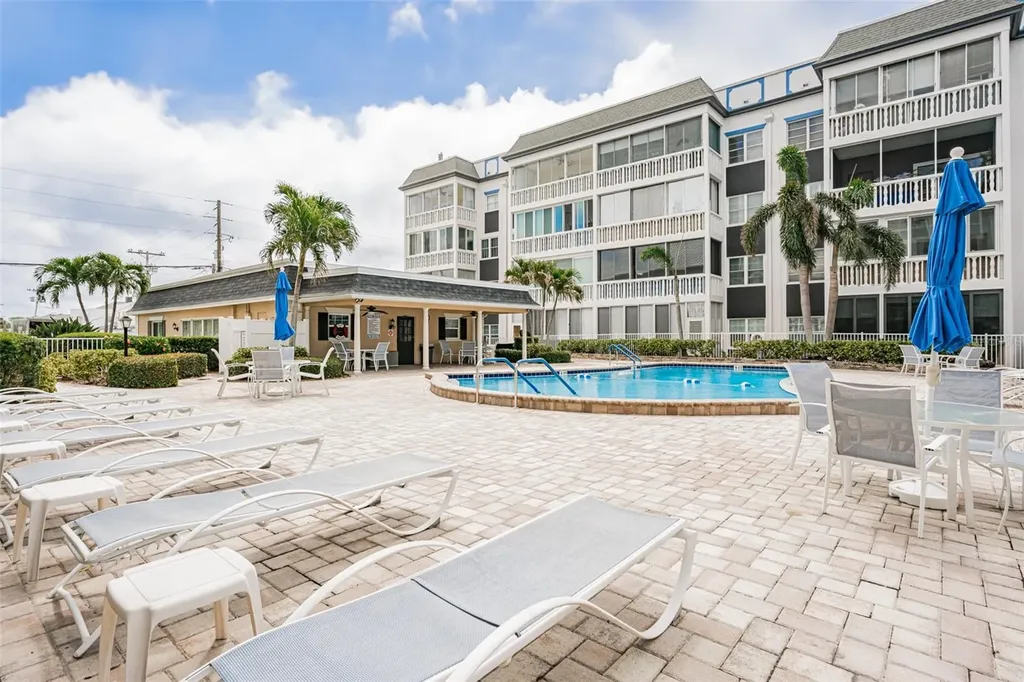 147 Bluff View Drive Belleair Bluffs FL 33770