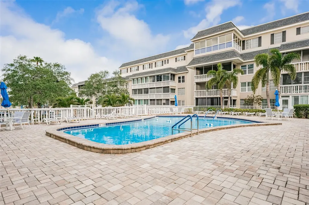 147 Bluff View Drive Belleair Bluffs FL 33770