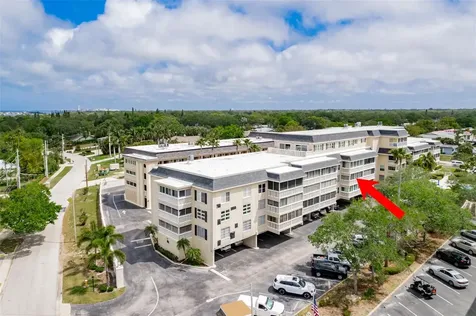 147 Bluff View Drive Belleair Bluffs FL 33770
