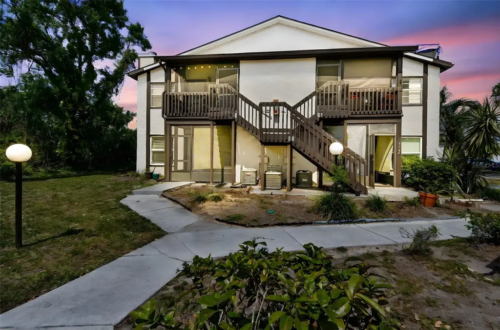 3718 59th Ave W Bradenton FL 34210