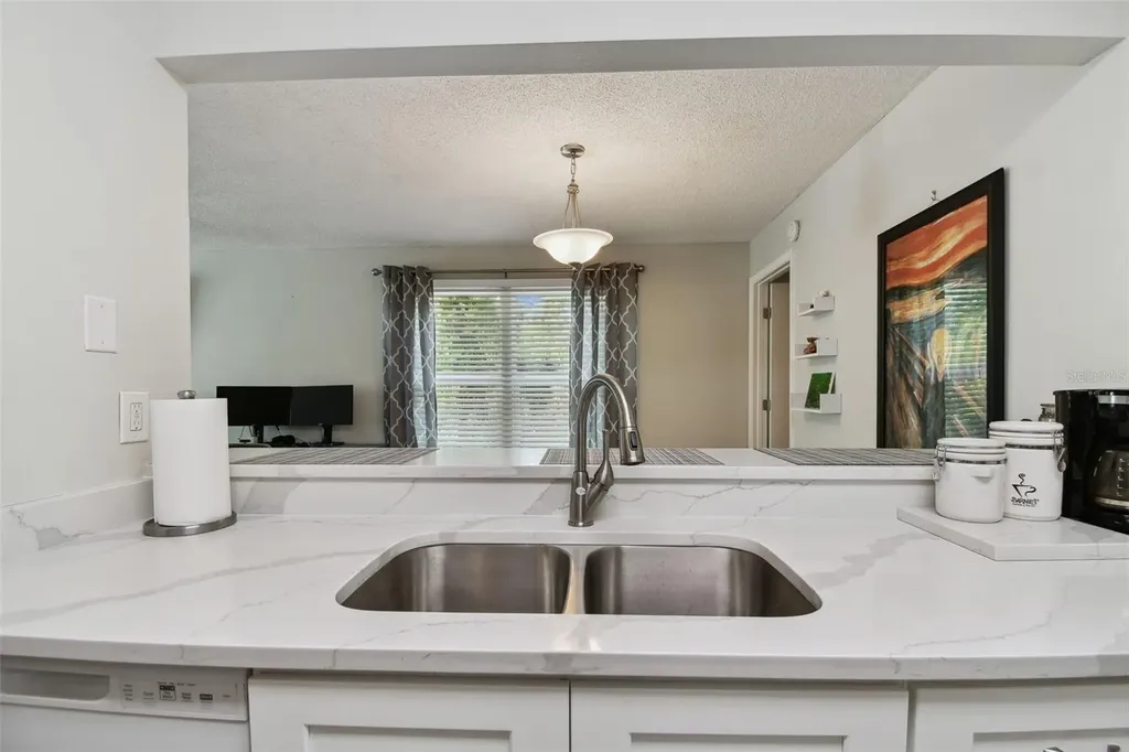 3718 59th Ave W Bradenton FL 34210