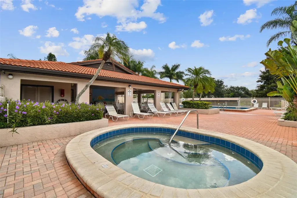 3718 59th Ave W Bradenton FL 34210