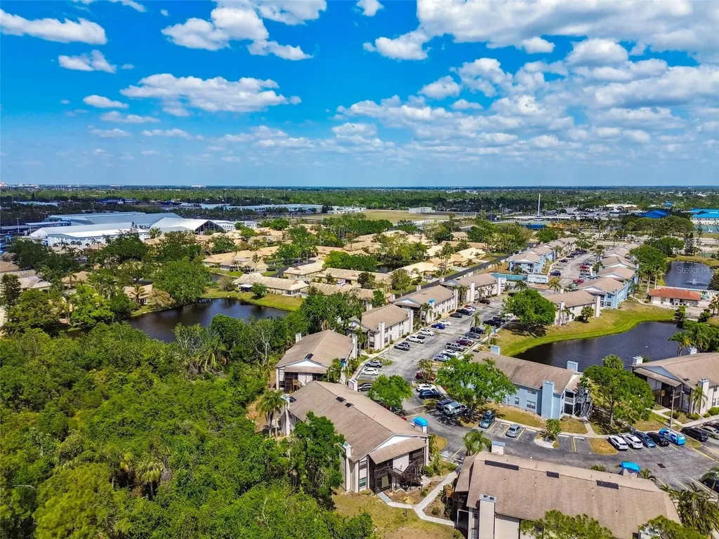 3718 59th Ave W Bradenton FL 34210
