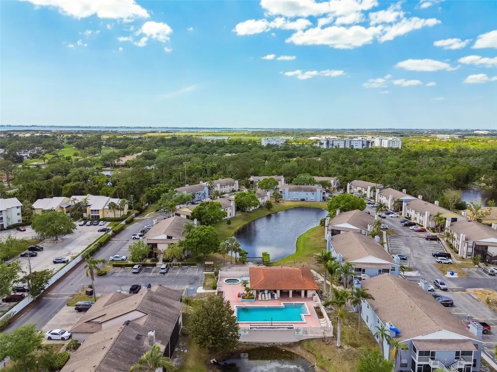 3718 59th Ave W Bradenton FL 34210