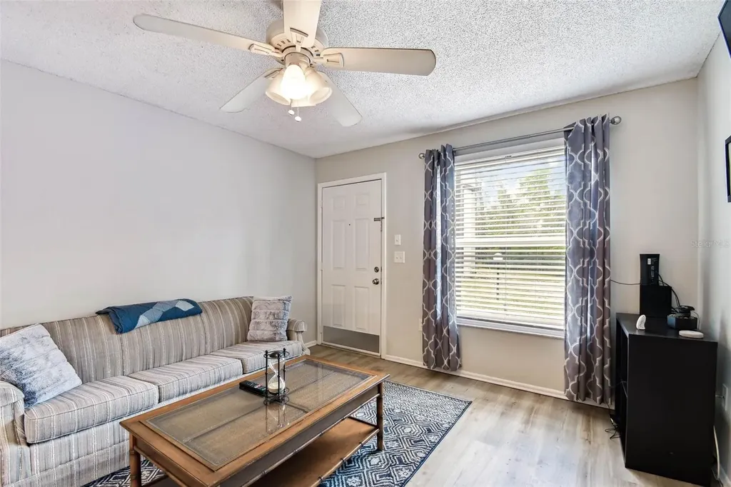 3718 59th Ave W Bradenton FL 34210
