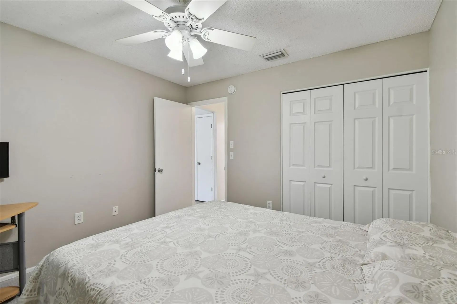 3718 59th Ave W Bradenton FL 34210