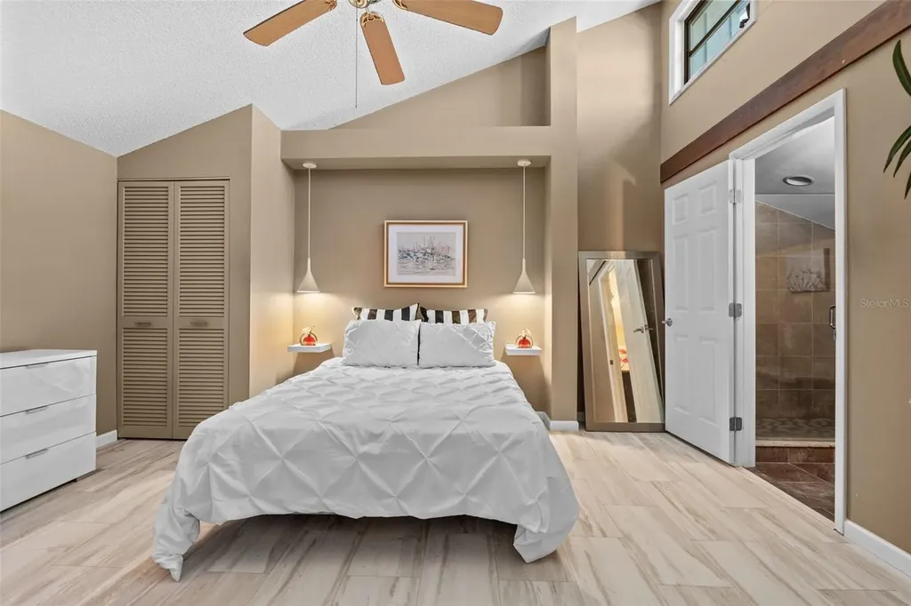 1233 Dockside Place Sarasota FL 34242