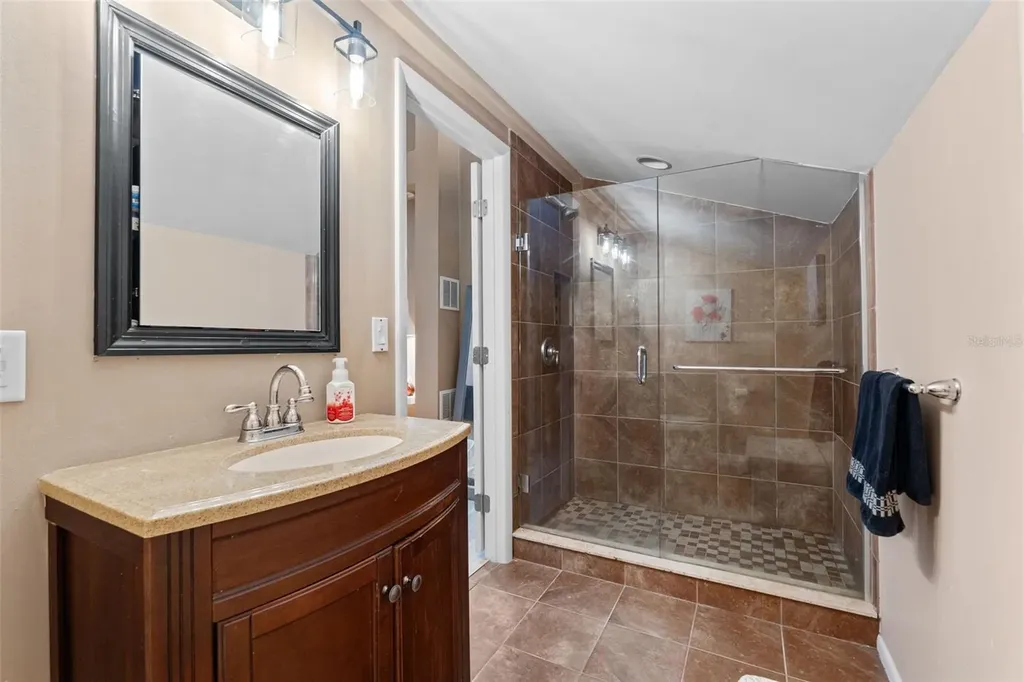 1233 Dockside Place Sarasota FL 34242