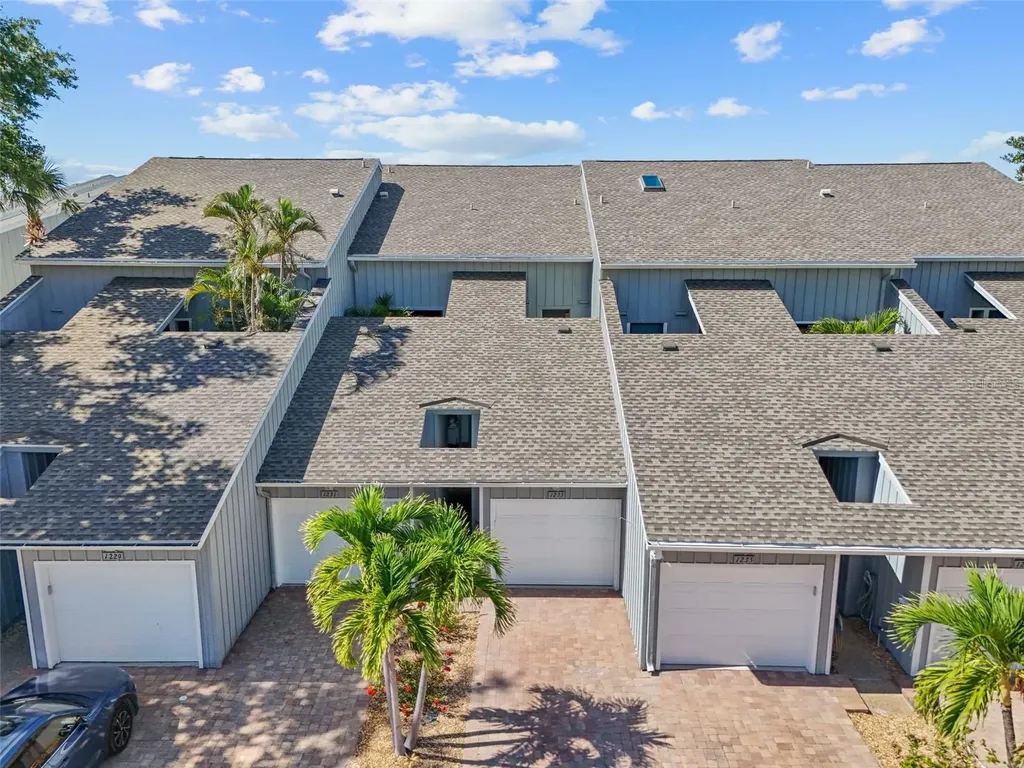 1233 Dockside Place Sarasota FL 34242