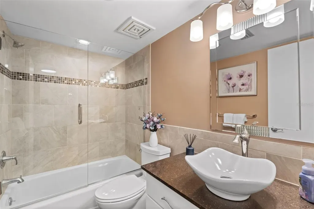 1233 Dockside Place Sarasota FL 34242