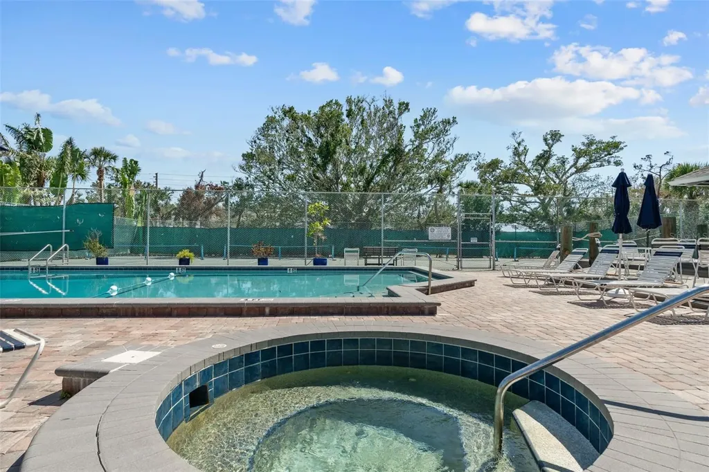 1233 Dockside Place Sarasota FL 34242