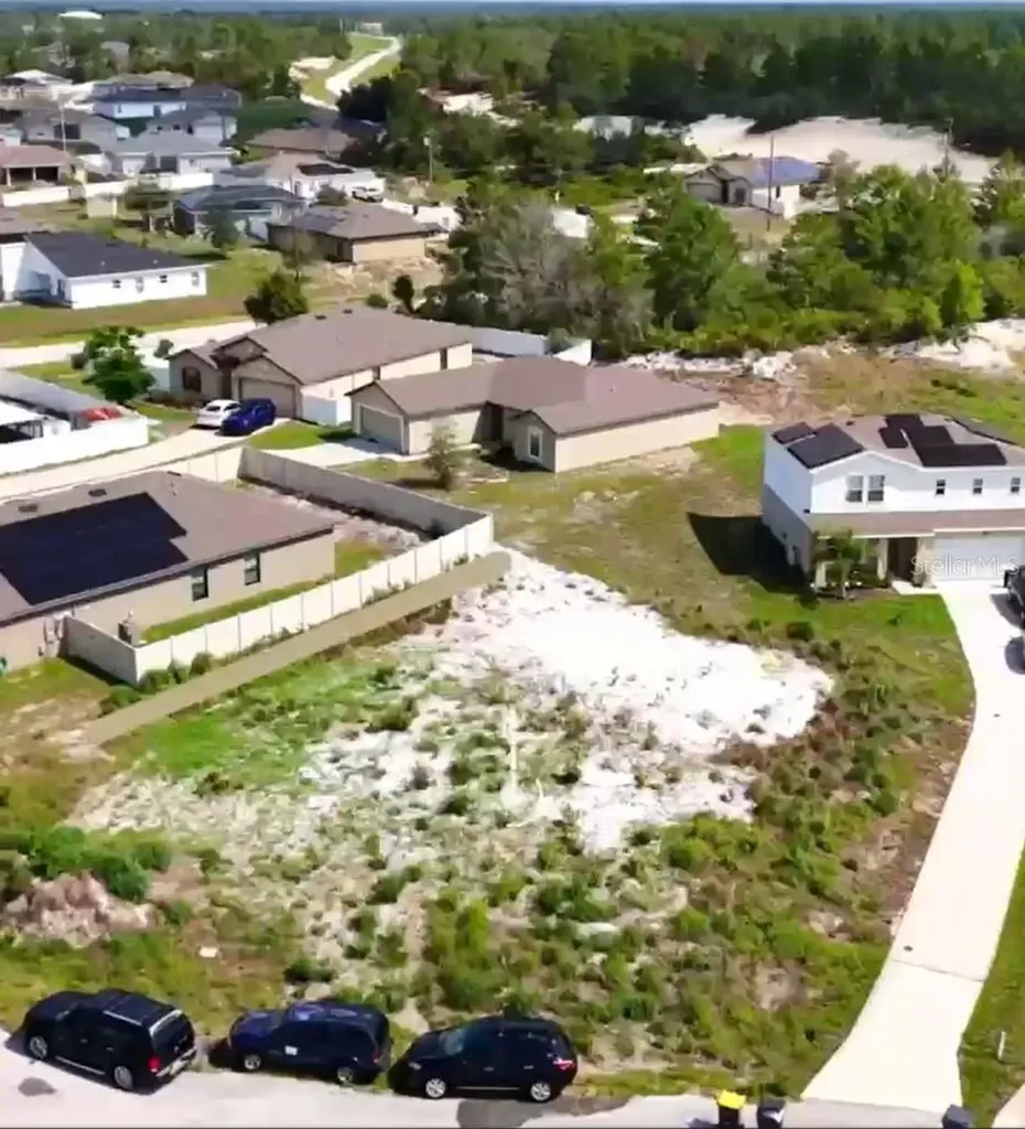 17 Larch Lane Kissimmee FL 34759