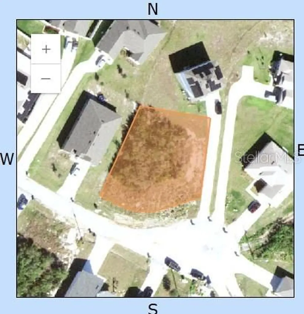 17 Larch Lane Kissimmee FL 34759
