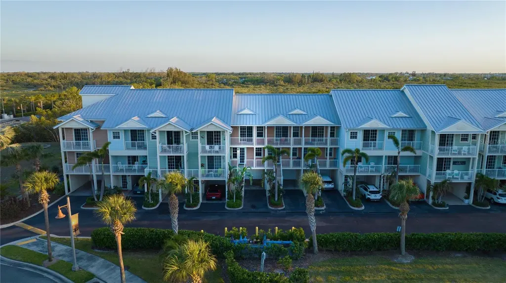 3210 Mangrove Point Drive Ruskin FL 33570