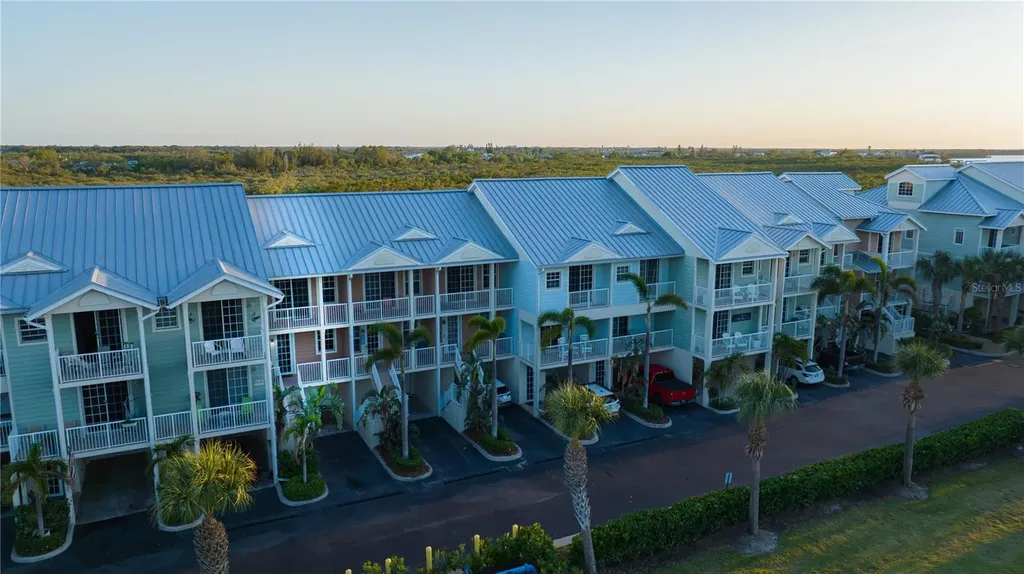 3210 Mangrove Point Drive Ruskin FL 33570