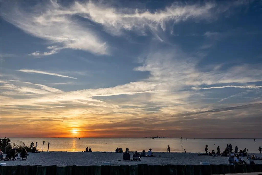 3210 Mangrove Point Drive Ruskin FL 33570