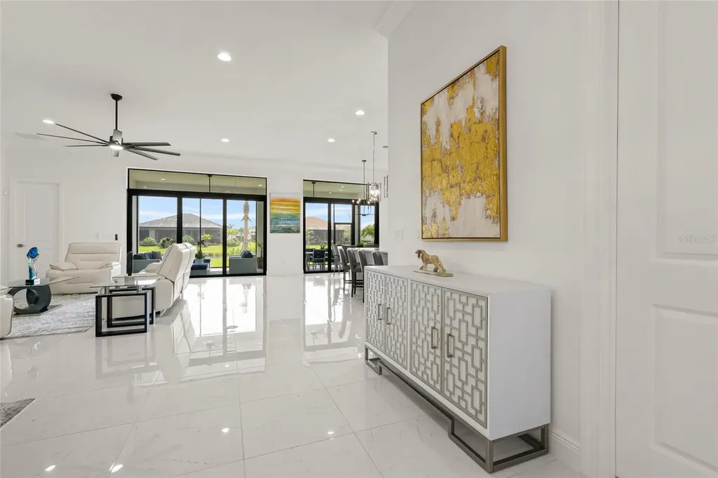 4711 Cedron Court Sarasota FL 34240