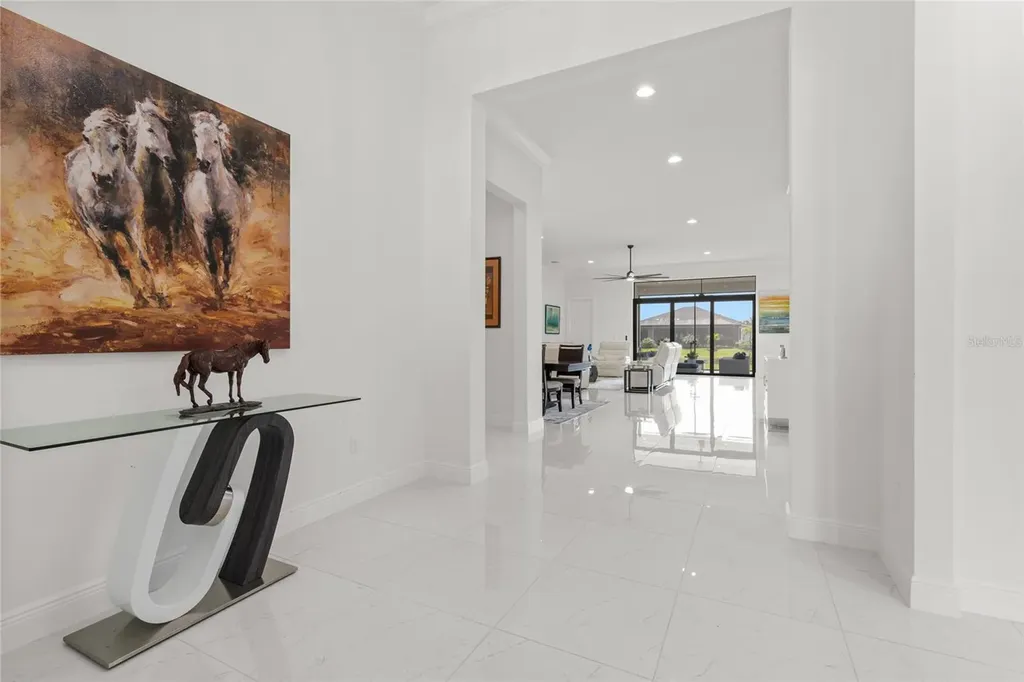4711 Cedron Court Sarasota FL 34240