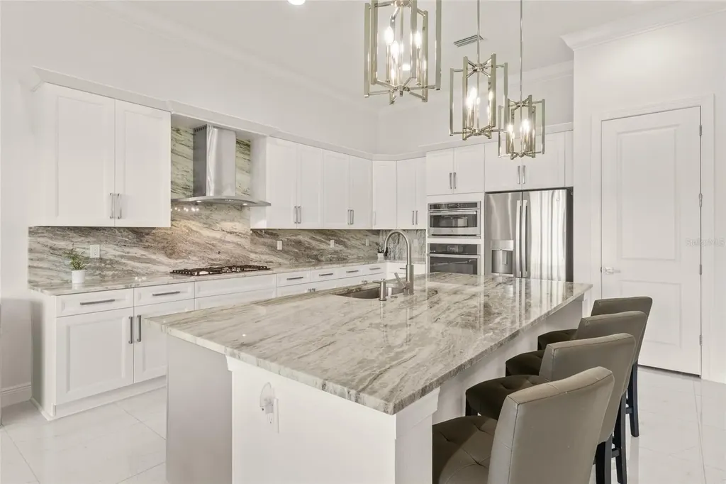 4711 Cedron Court Sarasota FL 34240