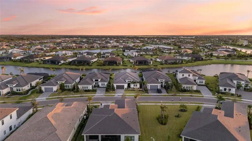 4711 Cedron Court Sarasota FL 34240