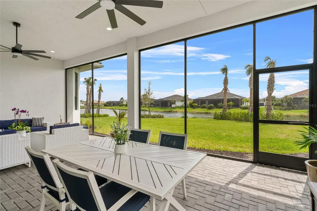 4711 Cedron Court Sarasota FL 34240