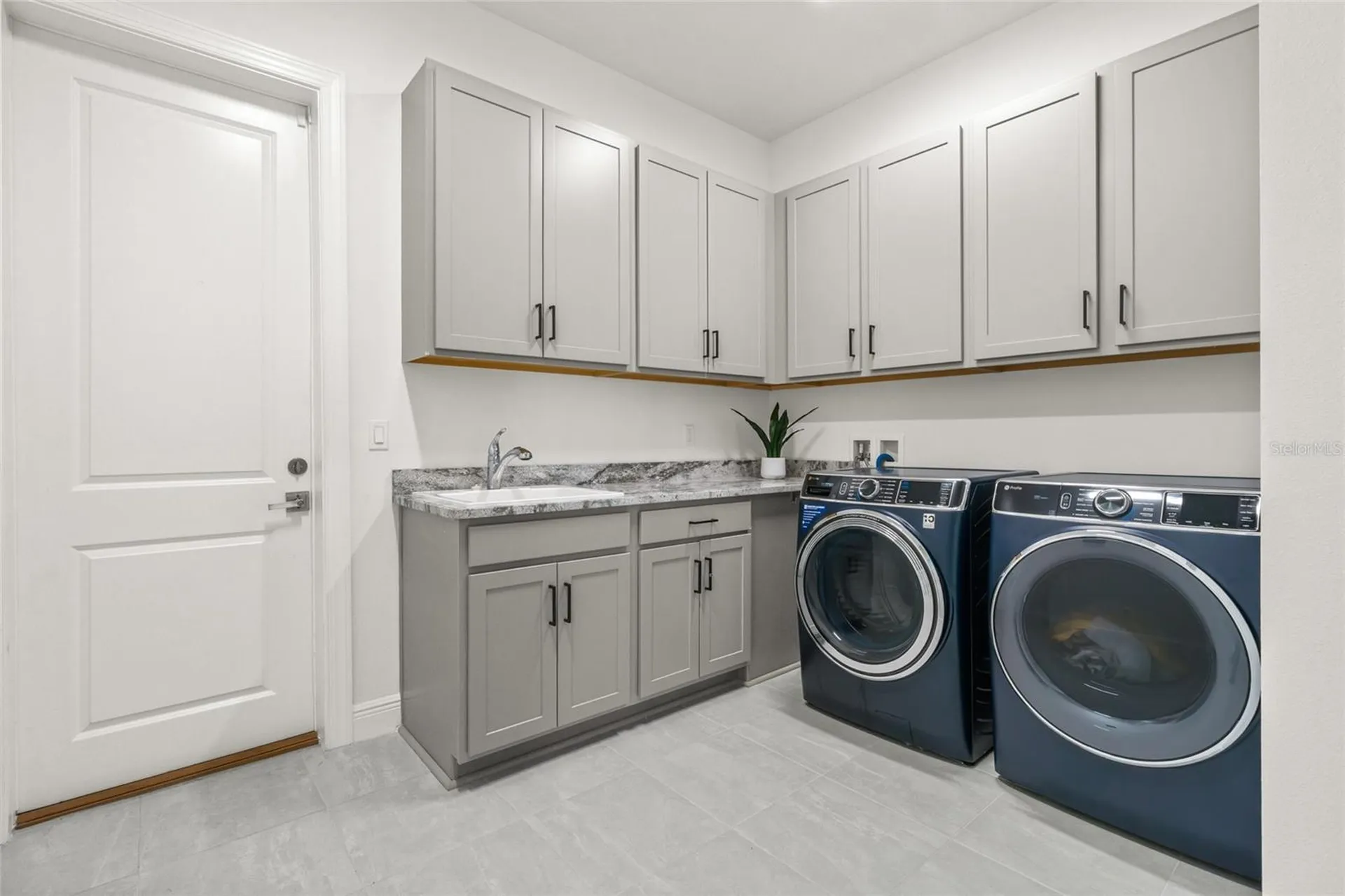 4711 Cedron Court Sarasota FL 34240