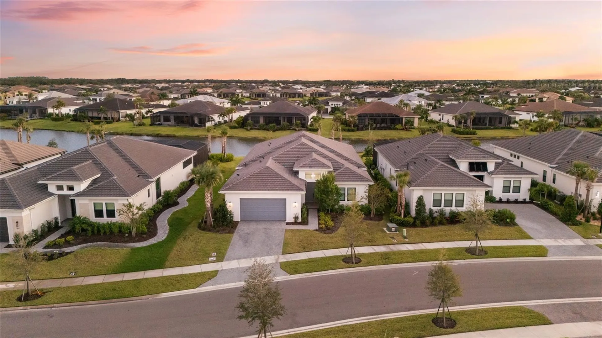 4711 Cedron Court Sarasota FL 34240