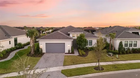 4711 Cedron Court Sarasota FL 34240