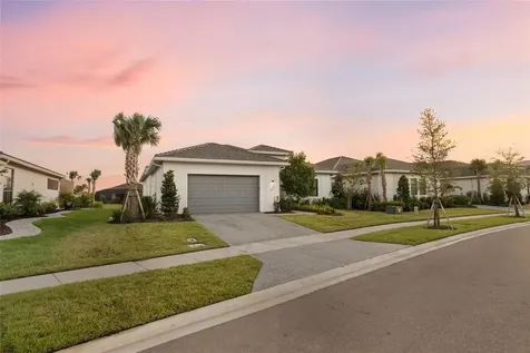 4711 Cedron Court Sarasota FL 34240