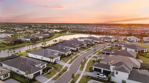 4711 Cedron Court Sarasota FL 34240