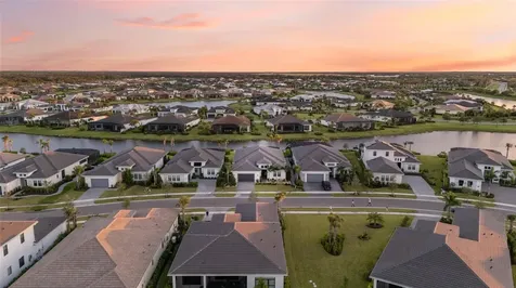 4711 Cedron Court Sarasota FL 34240