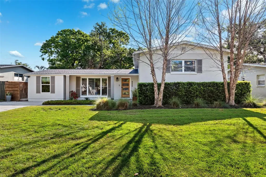 4522 S Hesperides Street Tampa FL 33611