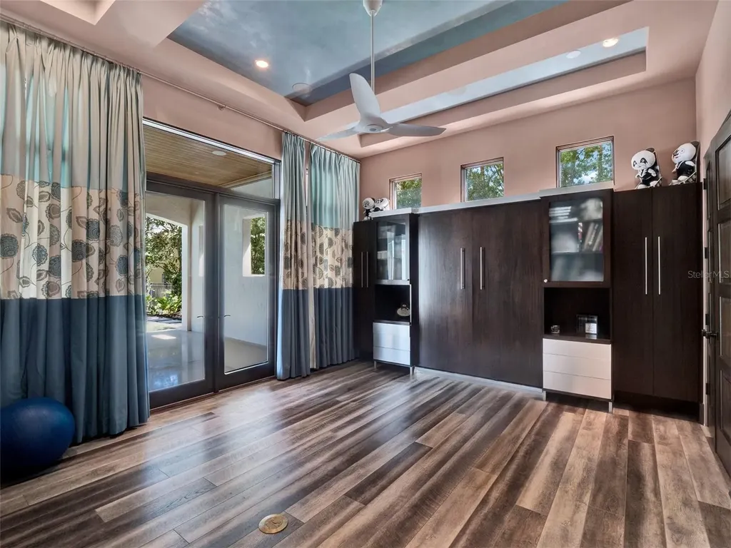 6137 Grosvenor Shore Drive Windermere FL 34786
