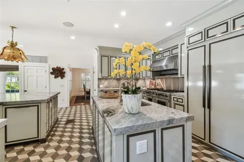 3313 W Mullen Avenue Tampa FL 33609
