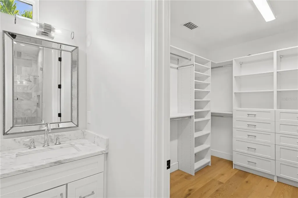 4013 Red Rock Lane Sarasota FL 34231