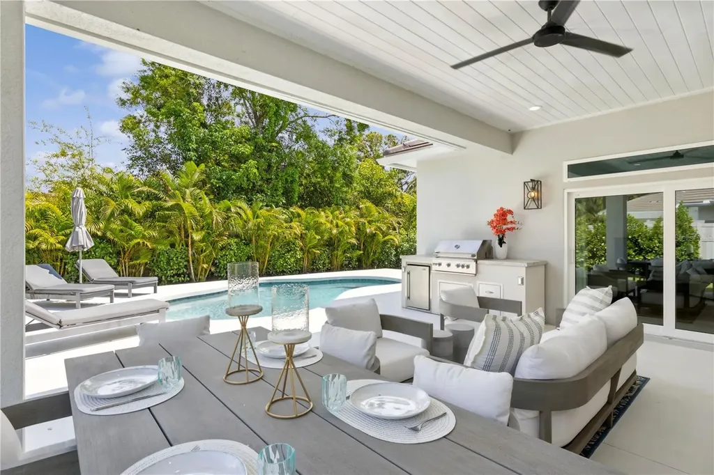 4013 Red Rock Lane Sarasota FL 34231