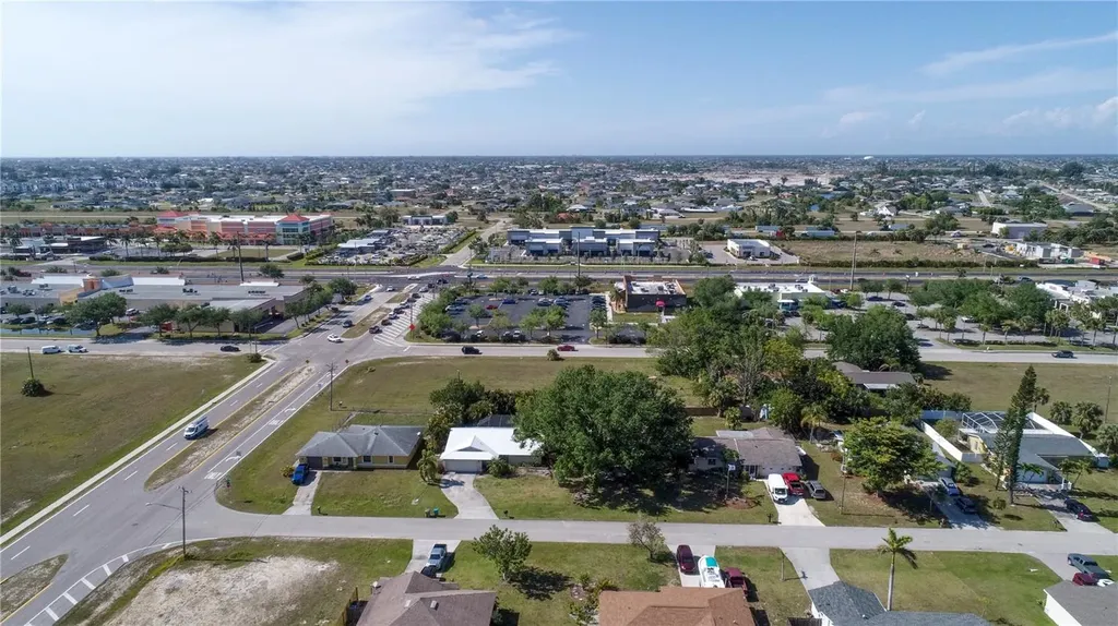 758 SW 4th Street Cape Coral FL 33991