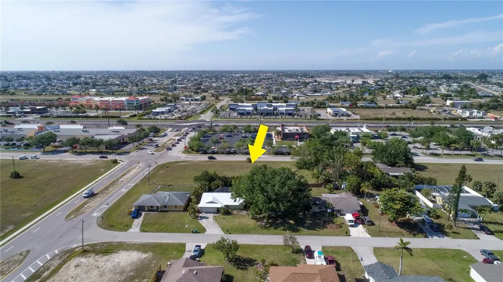 758 SW 4th Street Cape Coral FL 33991