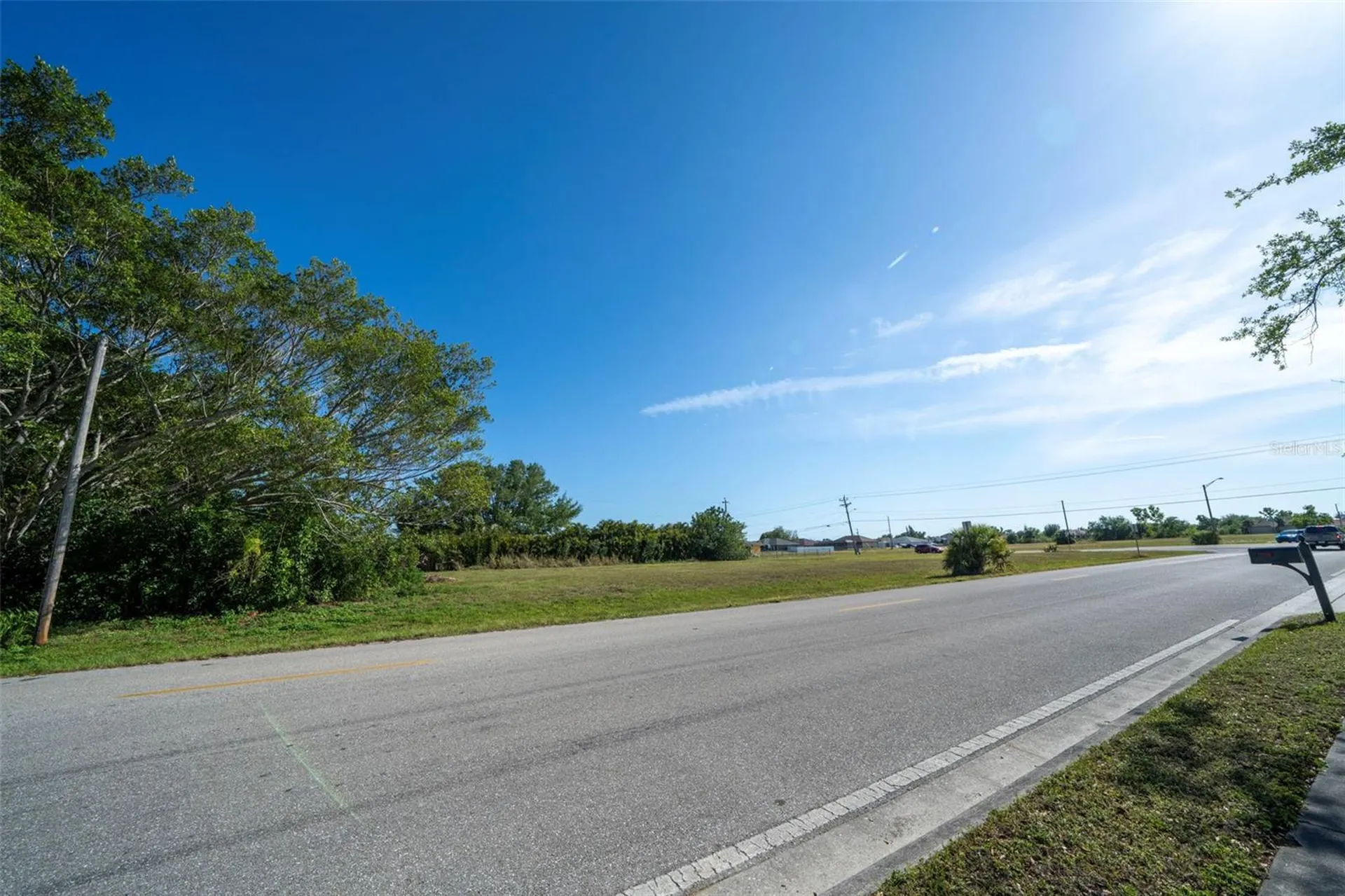 758 SW 4th Street Cape Coral FL 33991