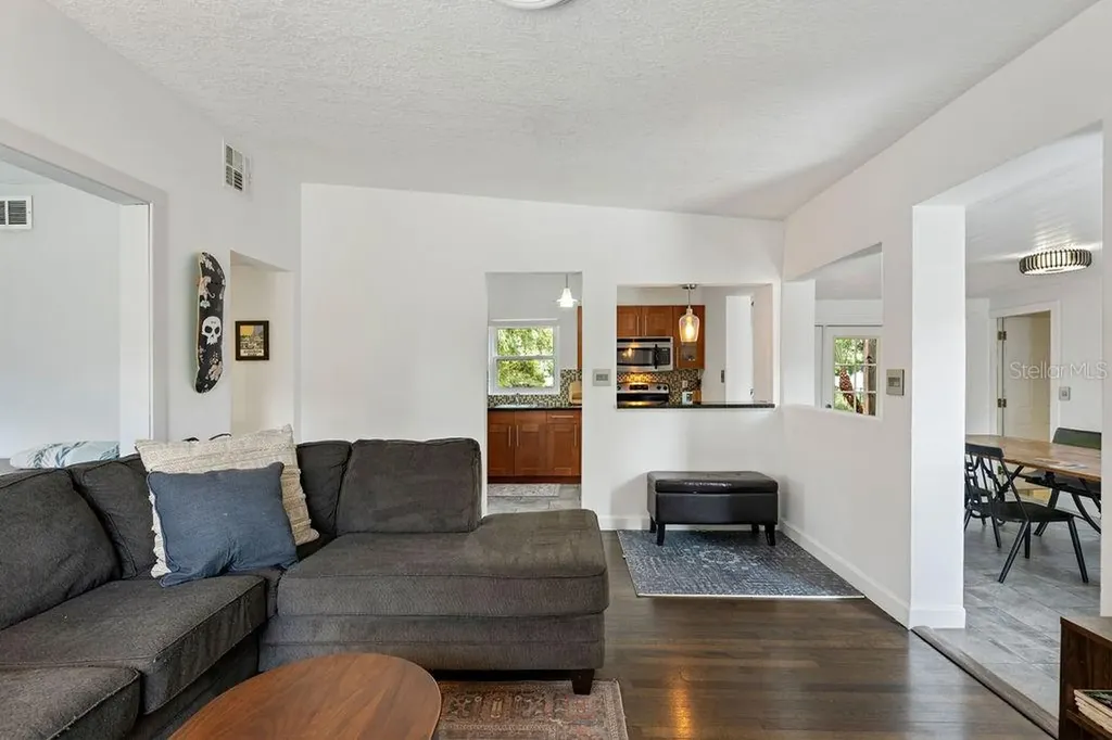 2501 Weber Street Orlando FL 32803