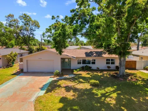 6470 28th Terrace N St Petersburg FL 33710