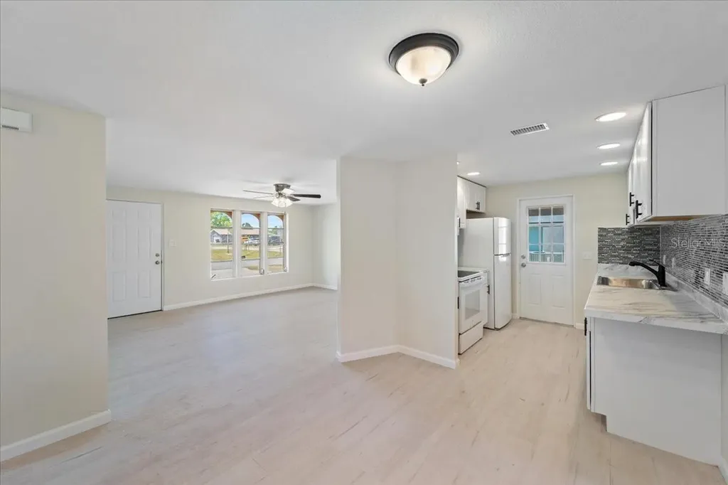 425 Skylark Lane NW Port Charlotte FL 33952