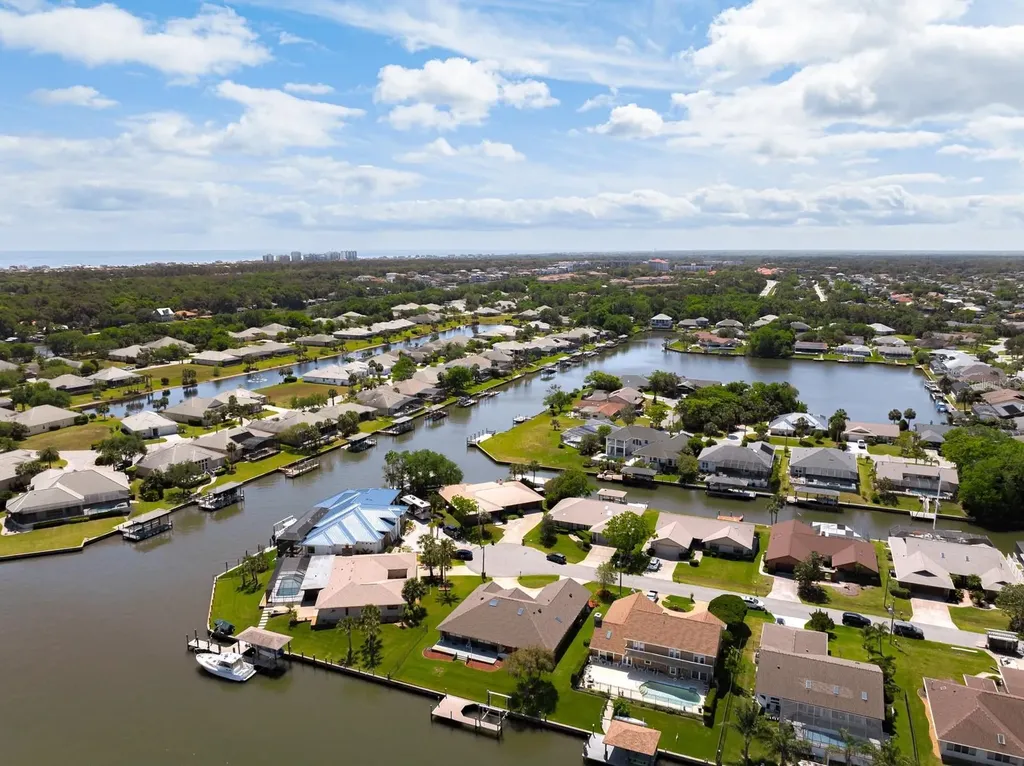 53 Cottonwood Court Palm Coast FL 32137