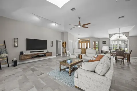 53 Cottonwood Court Palm Coast FL 32137
