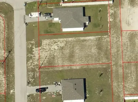 2933 NW 8th Place Cape Coral FL 33993