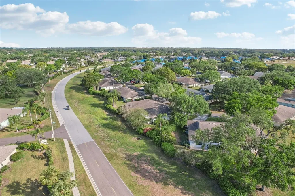 2529 Lancaster Drive Sun City Center FL 33573