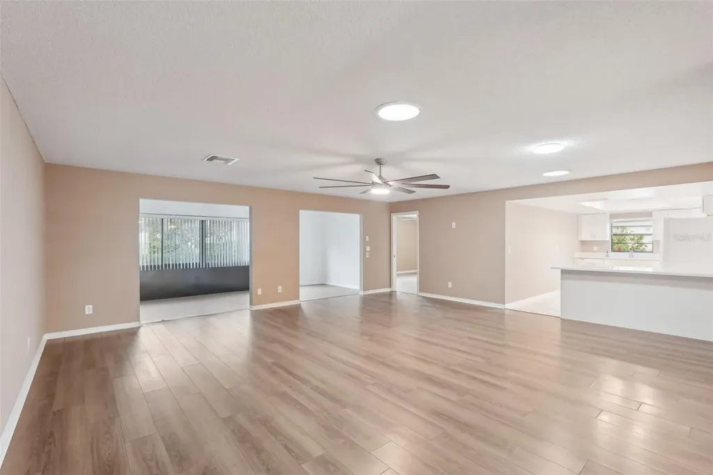 2529 Lancaster Drive Sun City Center FL 33573