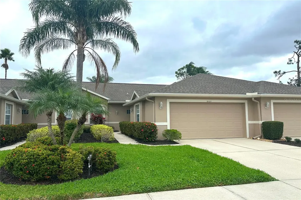 5127 Blue Ash Avenue Sarasota FL 34241