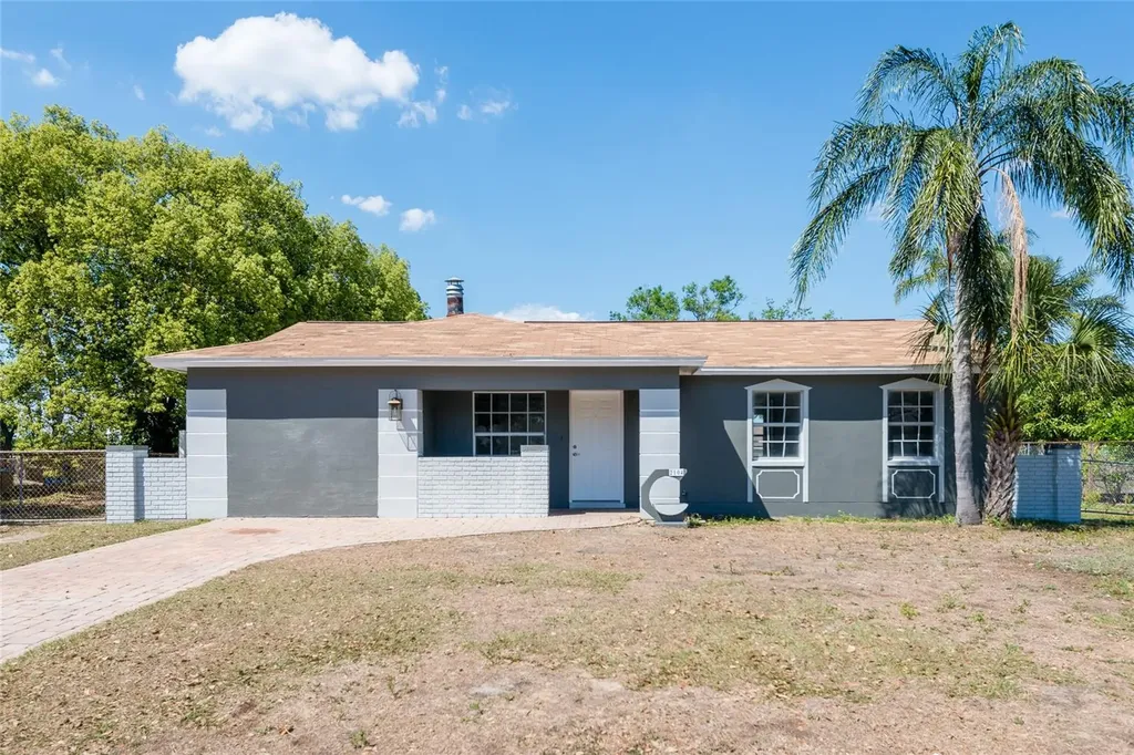 2104 Valleybrook Avenue Valrico FL 33594