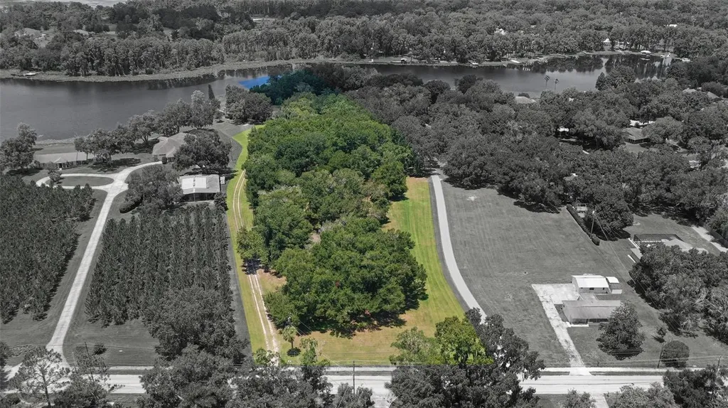 18302 Hanna Road Lutz FL 33549